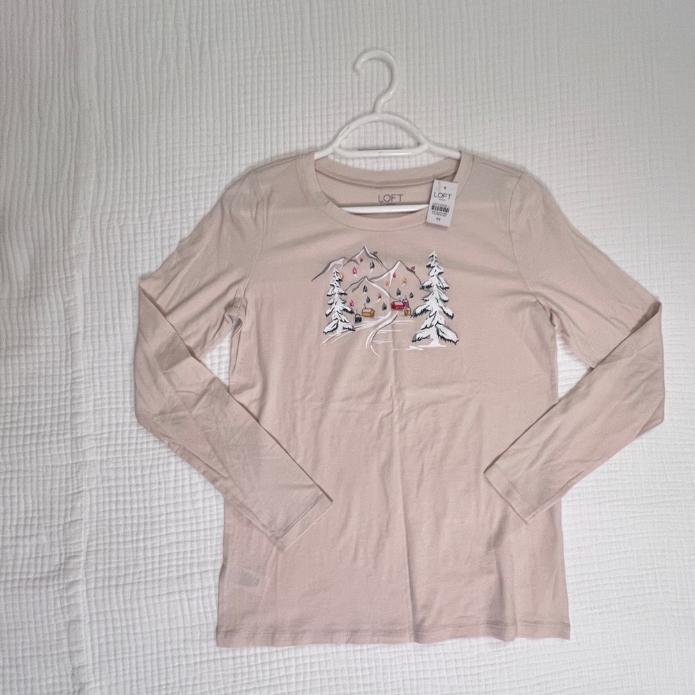 LOFT OUTLET LONG-SLEEVE T-SHIRT WITH SNOW GRAPHIC SIZE XS - Winter size XS